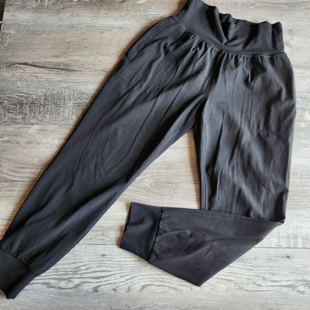 (S) Athleta Salutation Jogger in Powervita